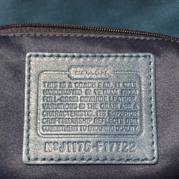 Coach smooth leather satchel with adjustable strap/silver tone hardware. EUC - Picture 11 of 11